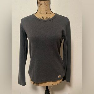 Women’s grey long sleeve carhartt shirt
